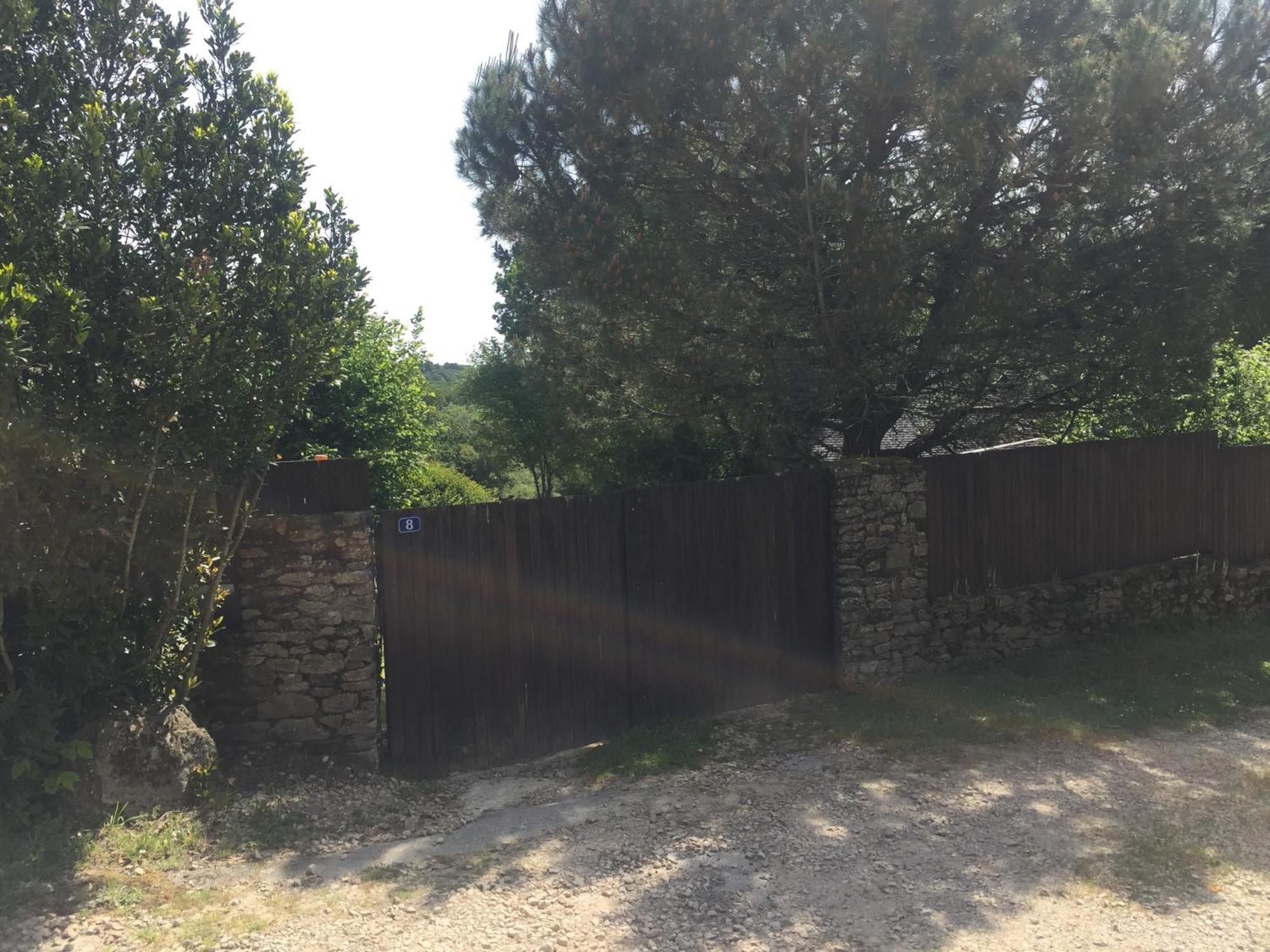 Au Calme 2 A 6 Personnes Dans Un Paysage Totalement Paisible -plages A 22 Min- Quite 2 To 6 Persons In Total Peaceful Landscape -beaches At 22 Min- * Landevant