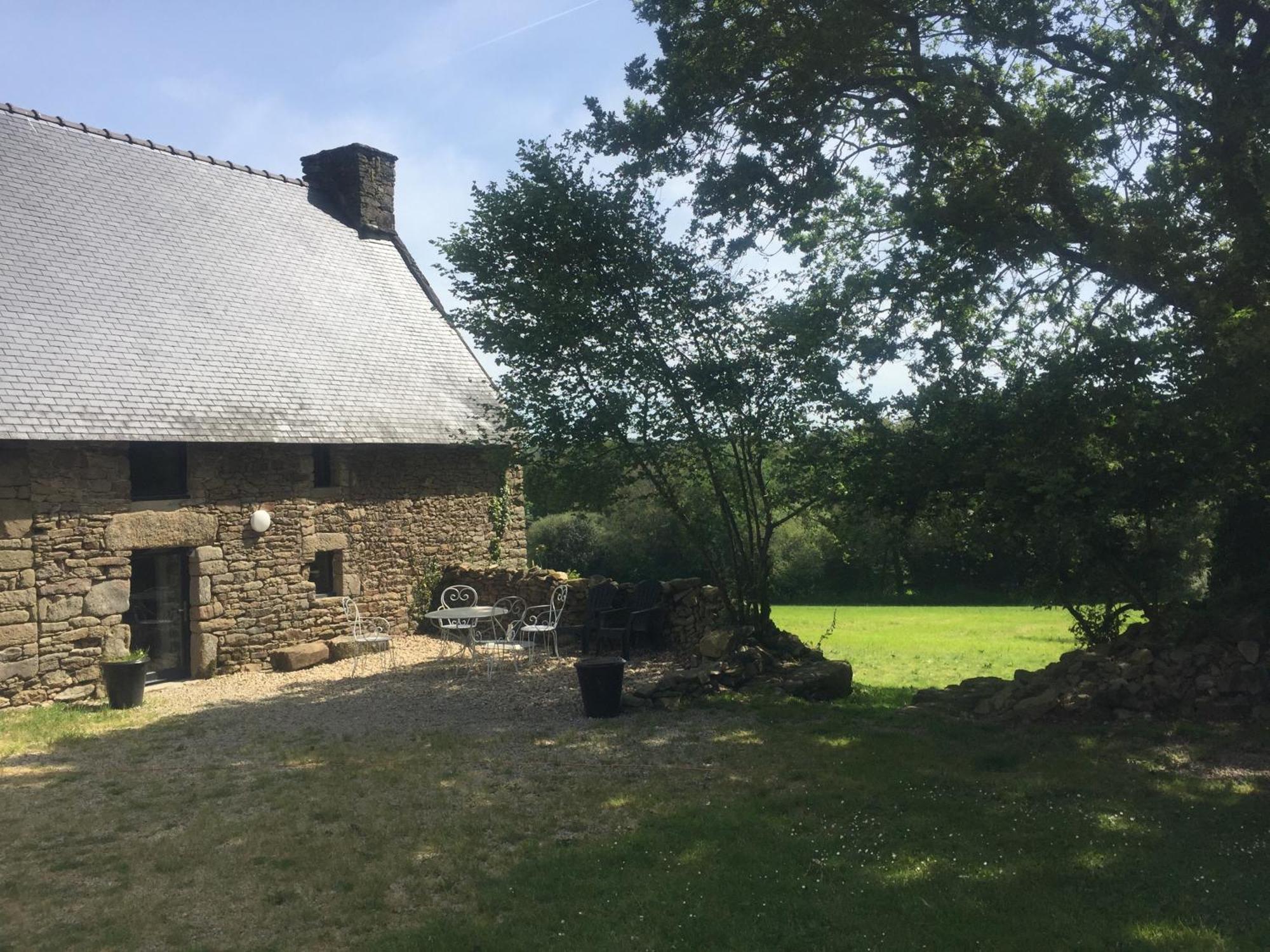 Holiday home Au Calme 2 A 6 Personnes Dans Un Paysage Totalement Paisible -plages A 22 Min- Quite 2 To 6 Persons In Total Peaceful Landscape -beaches At 22 Min- Landevant